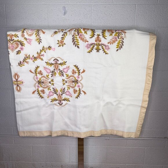 Vintage Satin Edge Blanket Brown & Pink Floral Print On White 70x90 - Picture 6 of 9